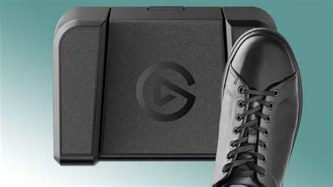 Customizable foot pedal control