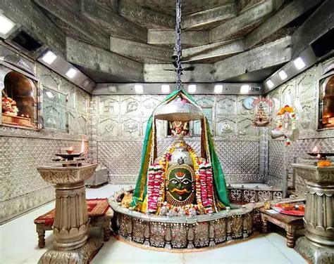 Iske Darshan Ke Liye Jaa Sakte Hain