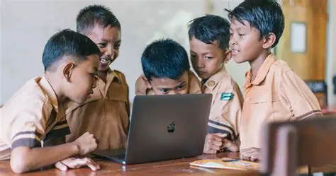 Membantu penonton memahami informasi