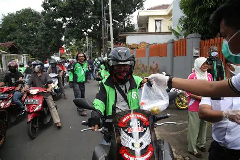 Online motorcycle taxi companies