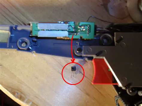 Zapper and VS Unisystem Light Gun Emulation